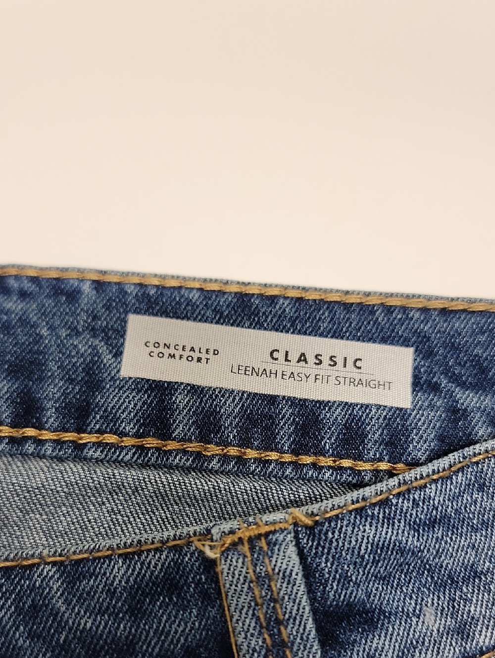 CURVE APPEAL NWT CUFFED HEM EASY FIT JEANS SIZE 4 / 27 - Picture 7 of 16